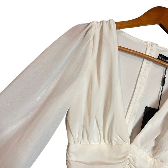 NWT! PrettyLittleThing white me she ruched body suit - Picture 11 of 15